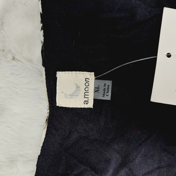 a.moon Floral Print Black & White Long Sleeve Blouse Top 1252 - Picture 6 of 9